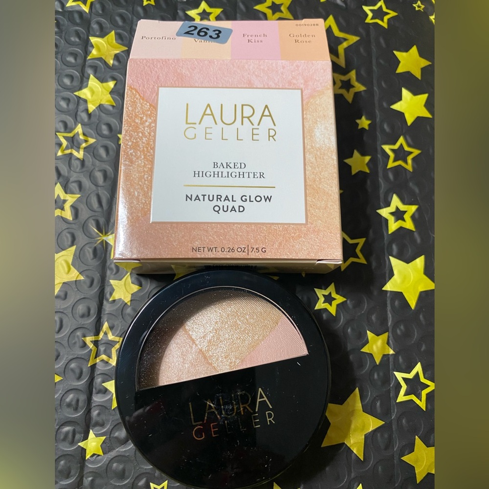 Laura Geller Natural Glow Highlighter Quad new in box discontinued